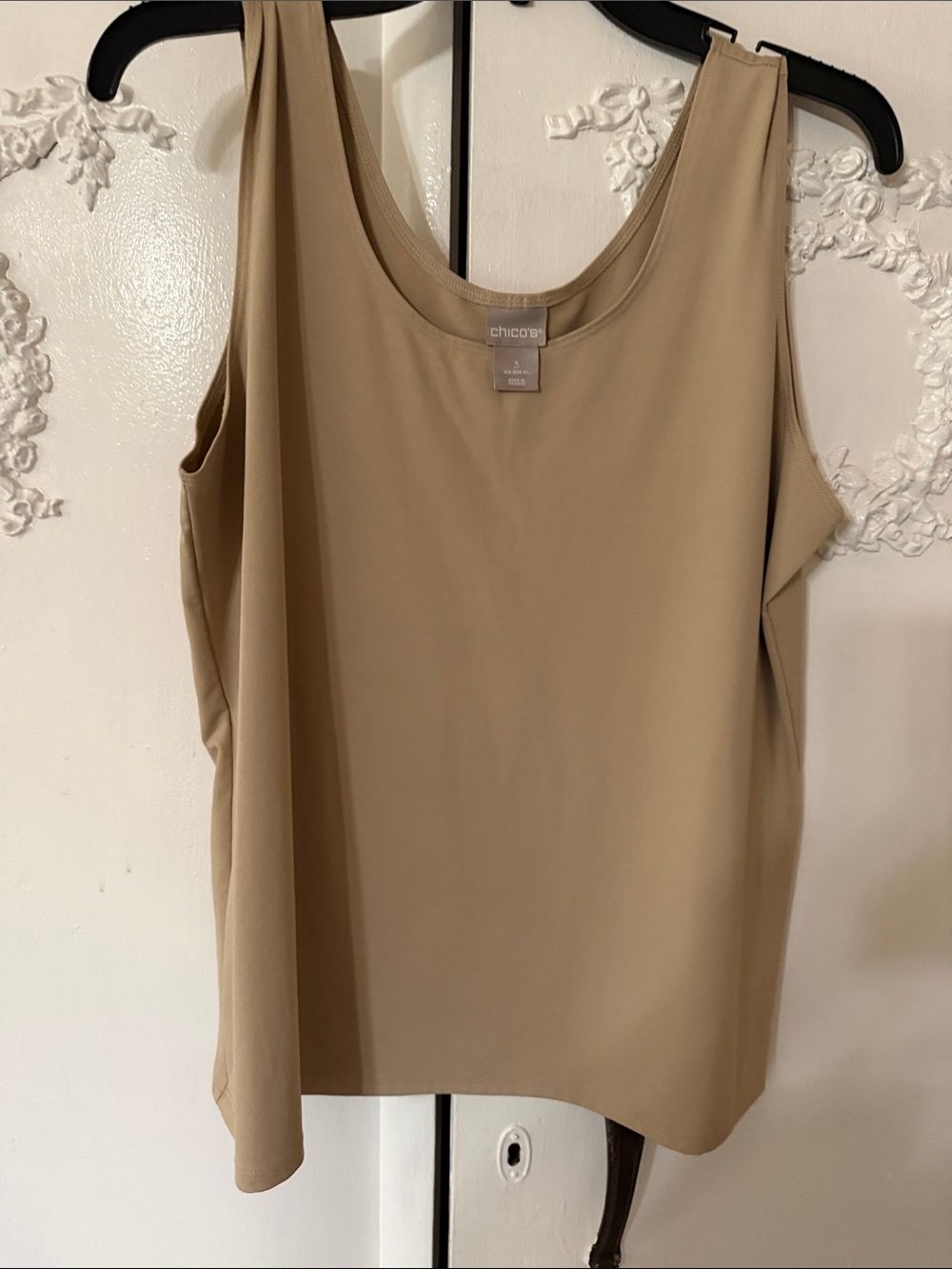 Chico's Sleeveless Tank Top in Beige